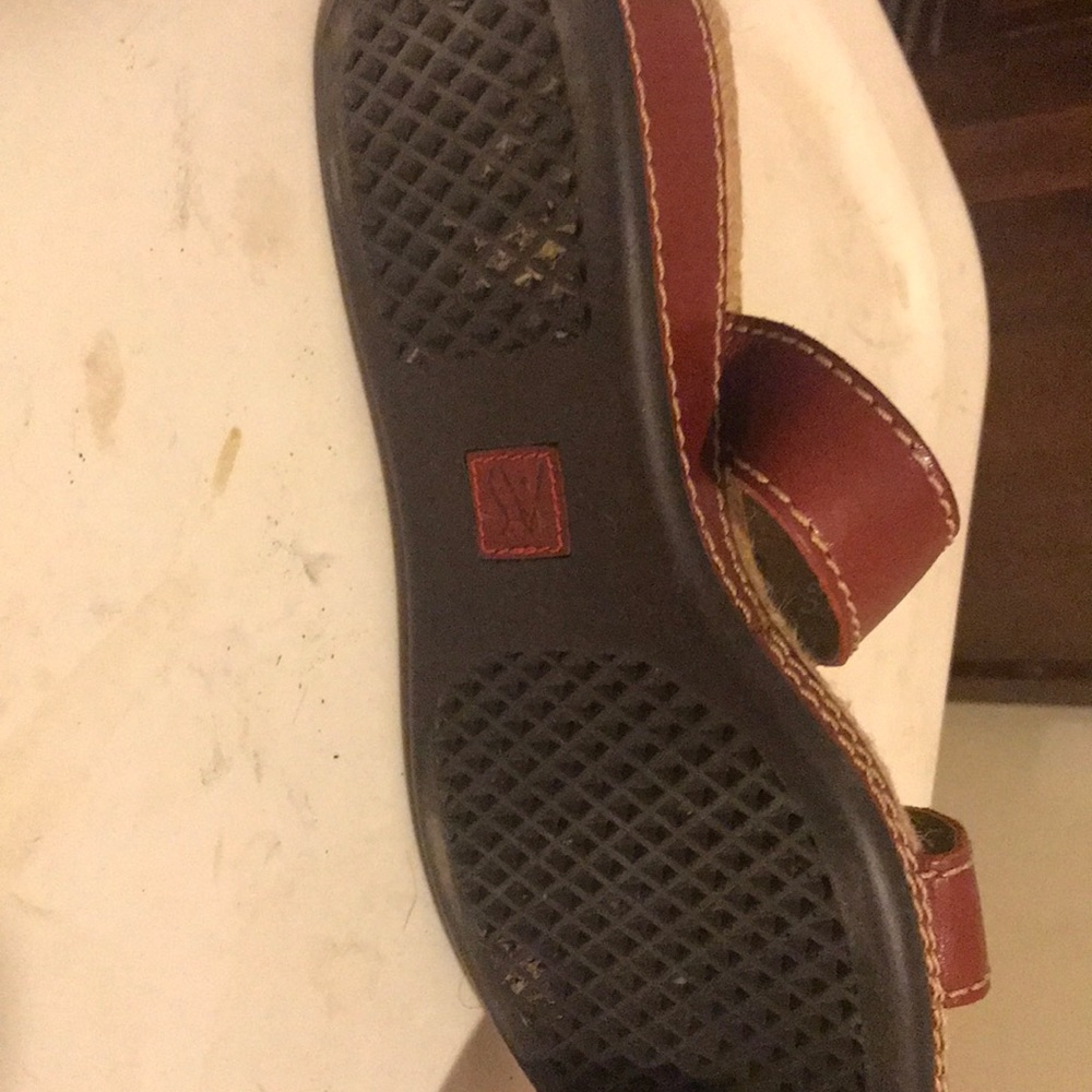 Shoes - Picture 6 of 6